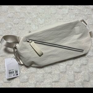 lululemon athletica Cream fast track